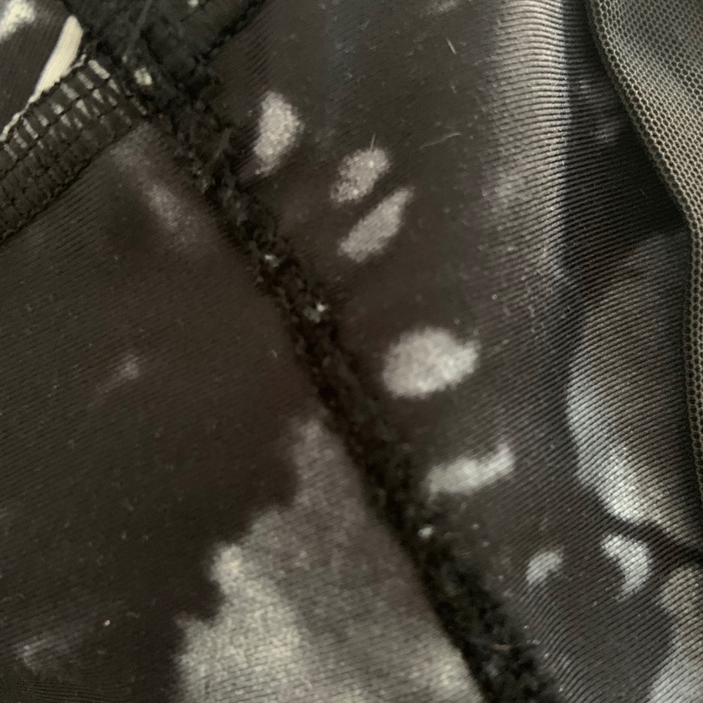 lululemon leggings defect